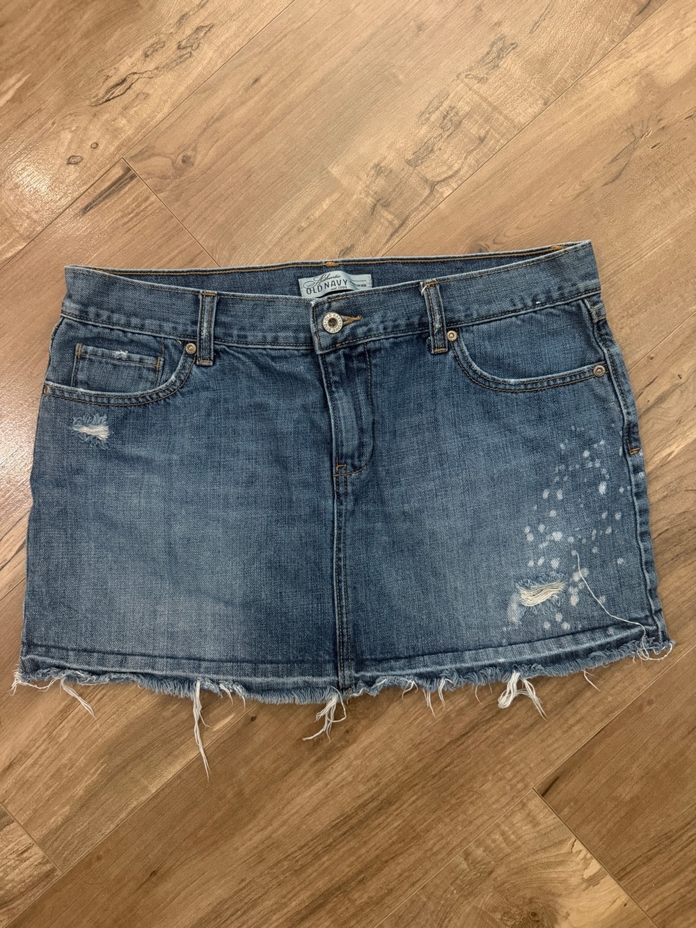 Vintage y2k Old Navy Ultra Low Rise Denim Mini Skirt- size 10